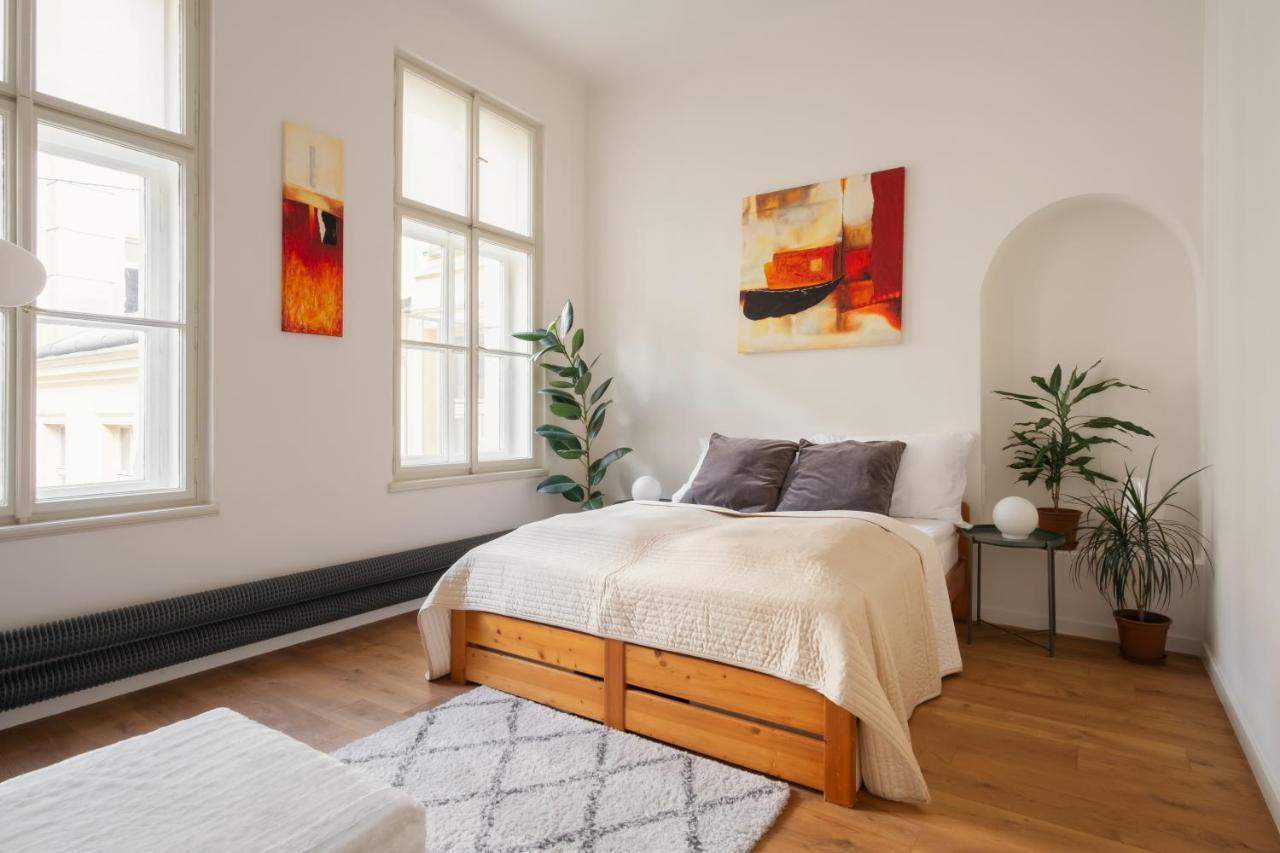 Prague Days - Spacious Designer Studios In City Center - Powder Tower Εξωτερικό φωτογραφία
